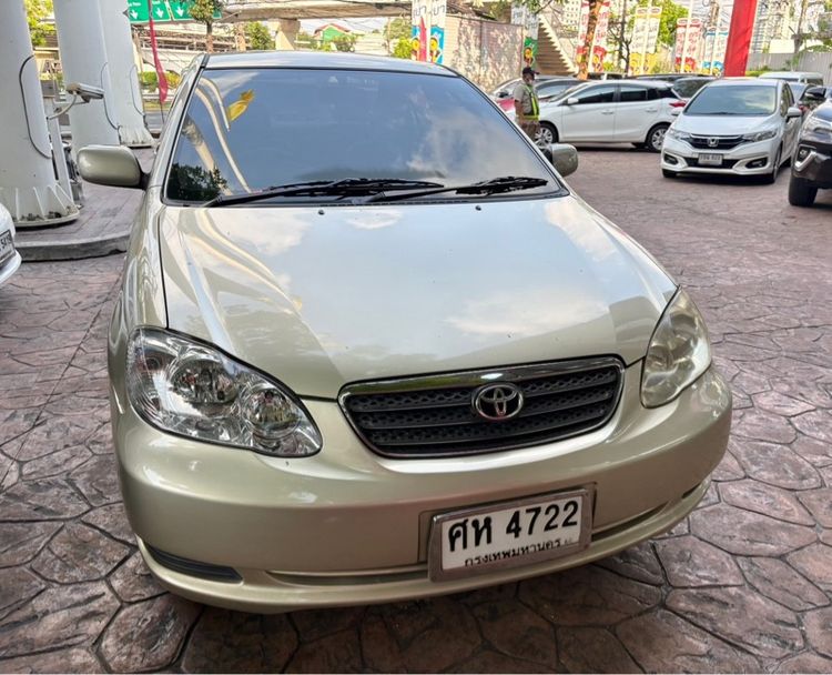 รถ Toyota Altis 1.6 E สี บรอนซ์ทอง