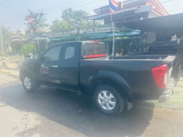 รถ Nissan Navara 2.5 S King Cab สี ดำ