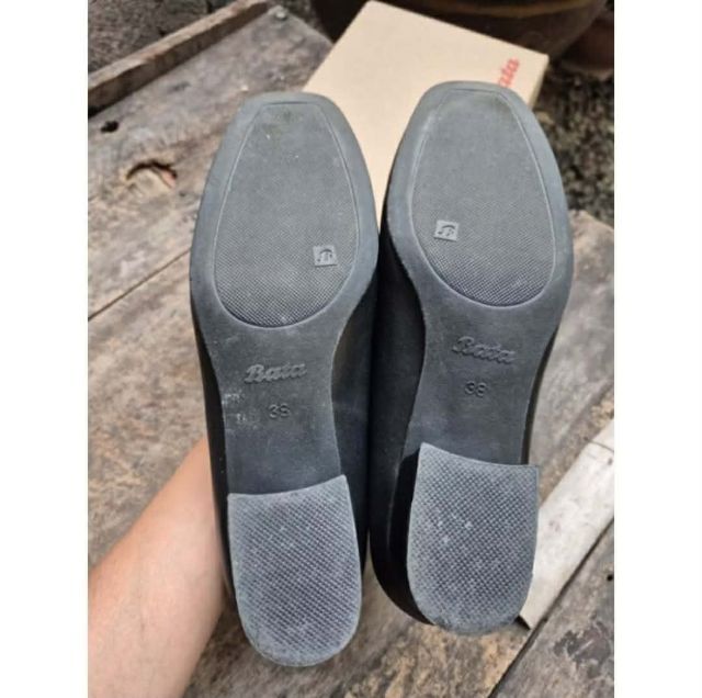 รองเท้าคัชชูบาจามือสอง รูปที่ 9