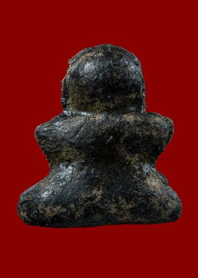 พระปิดตาเนื้อผงลงรัก รูปที่ 2