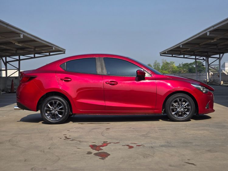Mazda Mazda 2 2018 1.3 High Connect Sedan เบนซิน ไม่ติดแก๊ส เกียร์อัตโนมัติ แดง รูปที่ 4