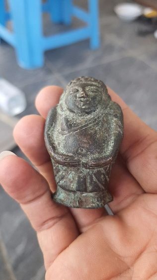 พระเนื้อทองเหลืองเก่า