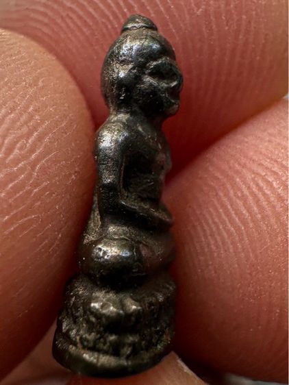 พระชัยเขมรน้อย สังฆราชแพ วัดสุทัศน์ รูปที่ 3