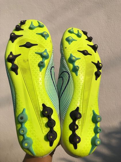 รองเท้าฟุตบอล Mizuno  รูปที่ 12