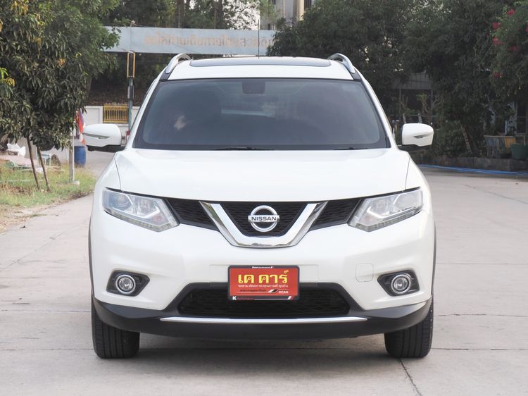 Nissan X-Trail 2016 2.5 V 4WD Utility-car เบนซิน ไม่ติดแก๊ส เกียร์อัตโนมัติ ขาว รูปที่ 2
