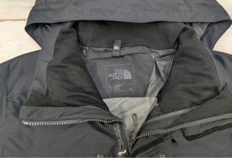 the north face black jacket แท้มือสองสภาพดี รูปที่ 3
