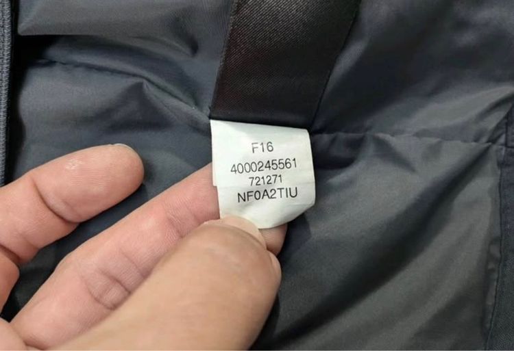 the north face black jacket แท้มือสองสภาพดี รูปที่ 5