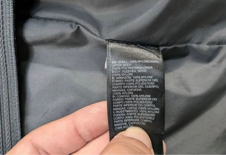 the north face black jacket แท้มือสองสภาพดี รูปที่ 10