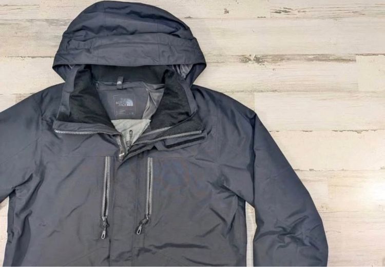 the north face black jacket แท้มือสองสภาพดี รูปที่ 6