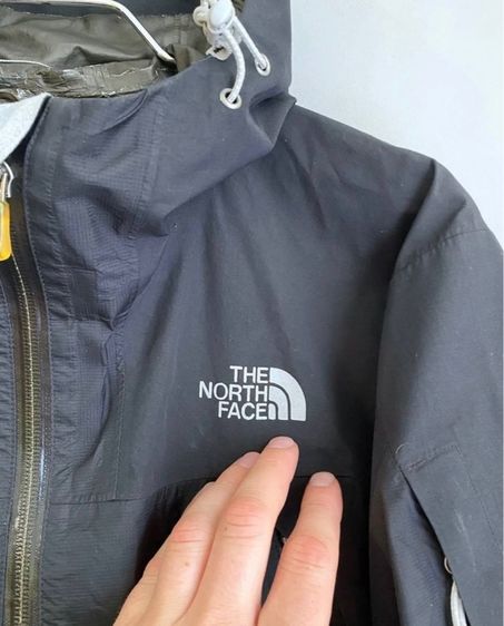 the north face jacket แท้มือสองสภาพดี รูปที่ 4