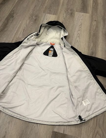 Nike acg black jacket แท้มือสองสภาพมือ1 รูปที่ 6