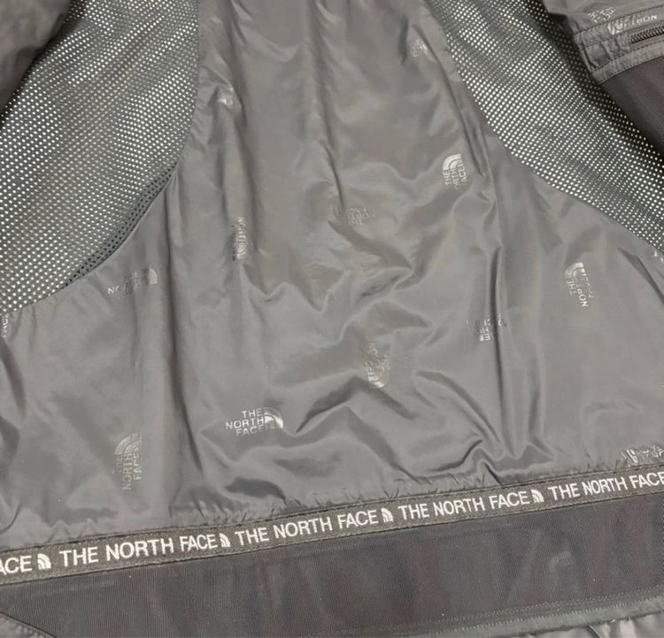 the north face black jacket แท้มือสองสภาพดี รูปที่ 6