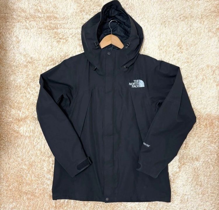ดำ M แขนยาว เสื้อแจ็คเก็ต | เสื้อคลุม อื่นๆ the north face black jacket แท้มือสองสภาพดี