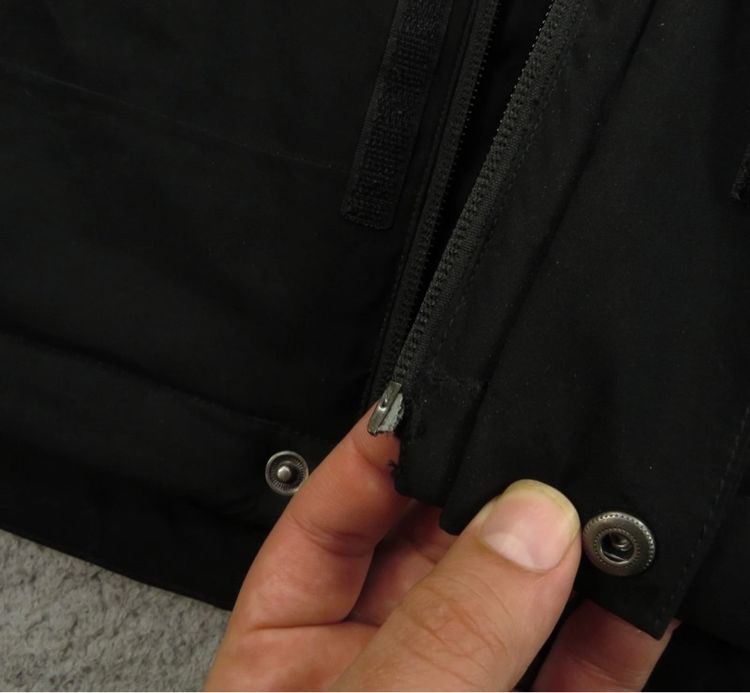 the north face black jacket แท้มือสองสภาพดีมาก รูปที่ 11