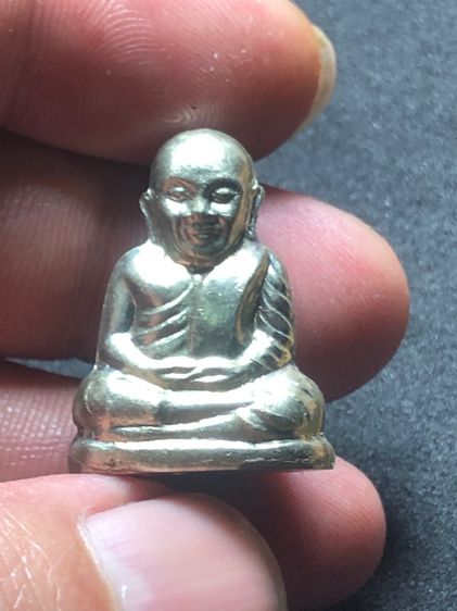 รูปหล่อปั๊ม หลวงพ่อเงิน ปี 54-55