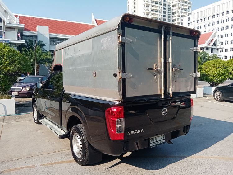Nissan NP300-NAVARA 2017 2.5 S Pickup ดีเซล ไม่ติดแก๊ส เกียร์ธรรมดา ดำ รูปที่ 2