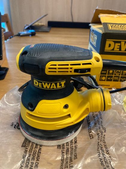 Dewalt DWE6423 เครื่องขัดอเนกประสงค์ รูปที่ 2