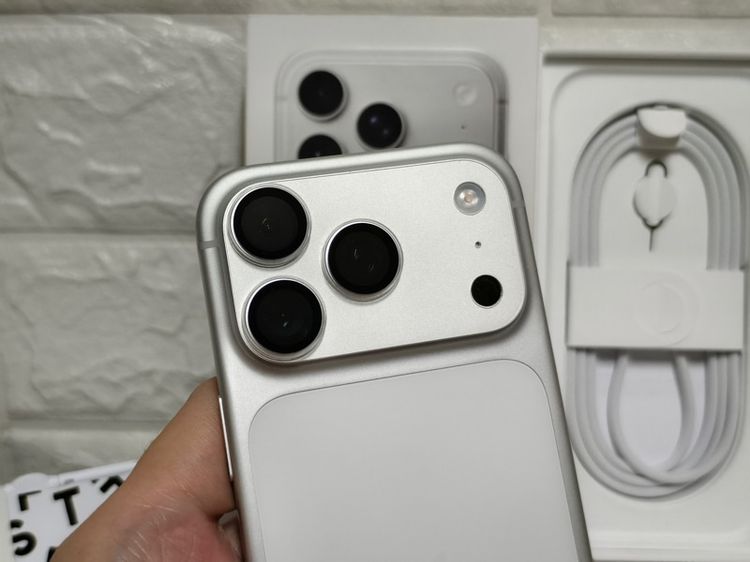 iphone 17 pro 256GB เครื่องศูนย์ไทย สภาพสวยไร้รอย ประกันยาวถึงปีหน้า  รูปที่ 3