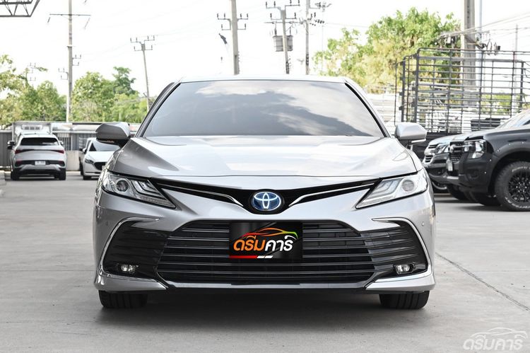 Toyota Camry 2022 2.5 HEV Premium Sedan ไฮบริด ไม่ติดแก๊ส เกียร์อัตโนมัติ บรอนซ์เงิน รูปที่ 2