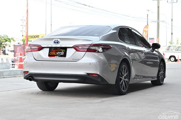 Toyota Camry 2022 2.5 HEV Premium Sedan ไฮบริด ไม่ติดแก๊ส เกียร์อัตโนมัติ บรอนซ์เงิน รูปที่ 3