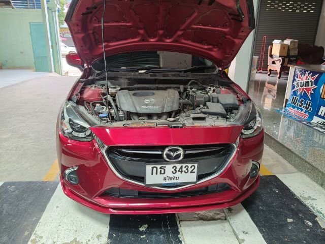 Mazda Mazda 2 2019 1.3 High Connect Sedan เบนซิน ไม่ติดแก๊ส เกียร์อัตโนมัติ แดง รูปที่ 4