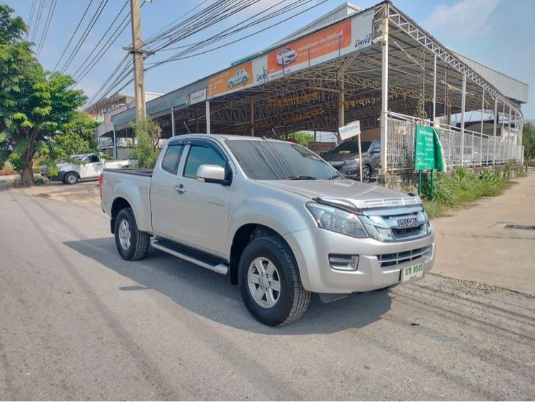 Isuzu D-MAX 2015 2.5 Hi-Lander Pickup ดีเซล ไม่ติดแก๊ส เกียร์ธรรมดา เทา รูปที่ 2