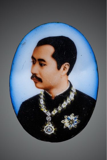 ล็อกเก็ตหินนางเลิ้งอาร์ต(ยุคต้น) แฮนด์เมด