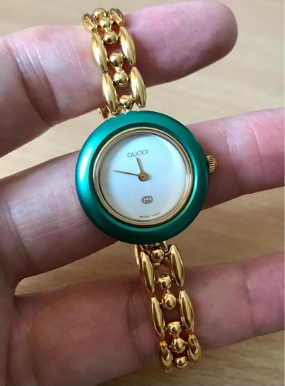 Gucci ของแท้ เครื่องควอทซ์ สภาพดี ใช้งานปกติ รูปที่ 5