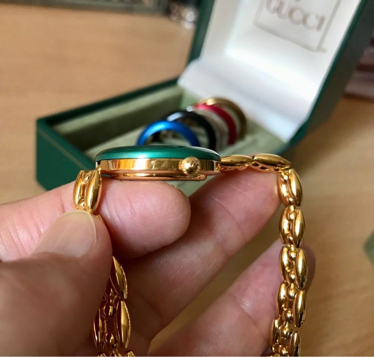 Gucci ของแท้ เครื่องควอทซ์ สภาพดี ใช้งานปกติ รูปที่ 14