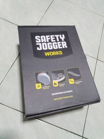 รองเท้า Safety Jogger