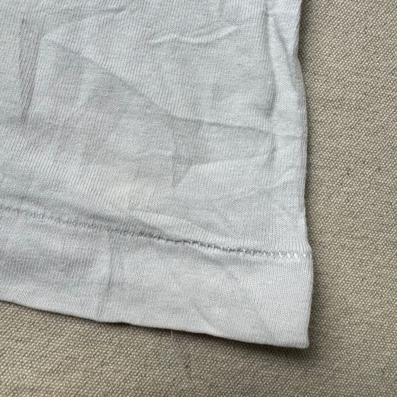 เสื้อยืด Uniqlo​ x​ Kaws​ Size XS  รูปที่ 7