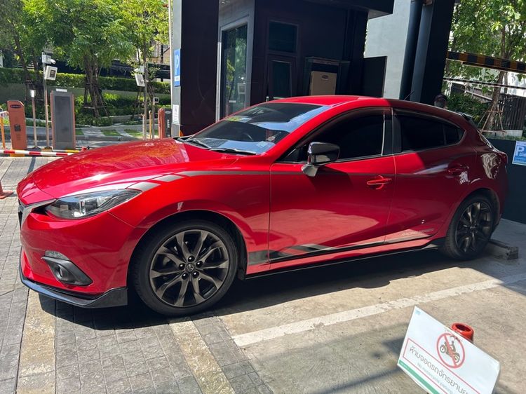 Mazda Mazda3 2015 2.0 E Sports Sedan เบนซิน เกียร์อัตโนมัติ แดง รูปที่ 4