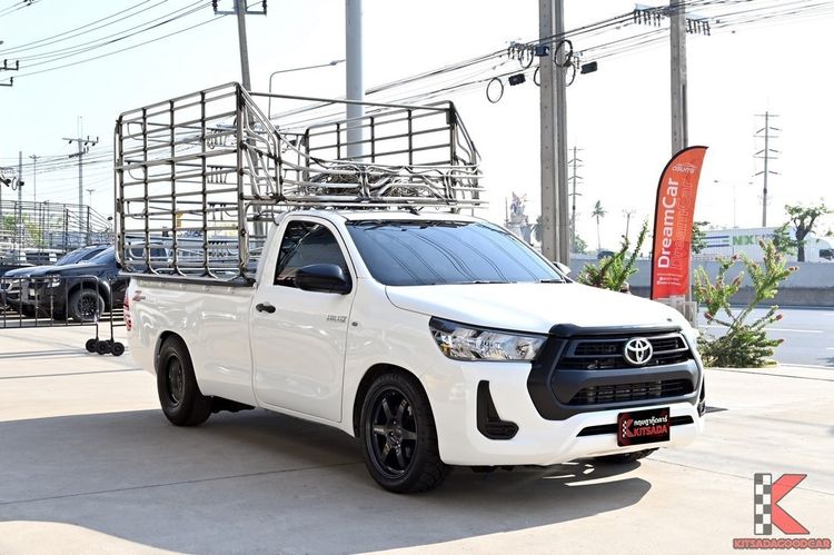 รถ Toyota Hilux Revo 2.4 Entry สี ขาว
