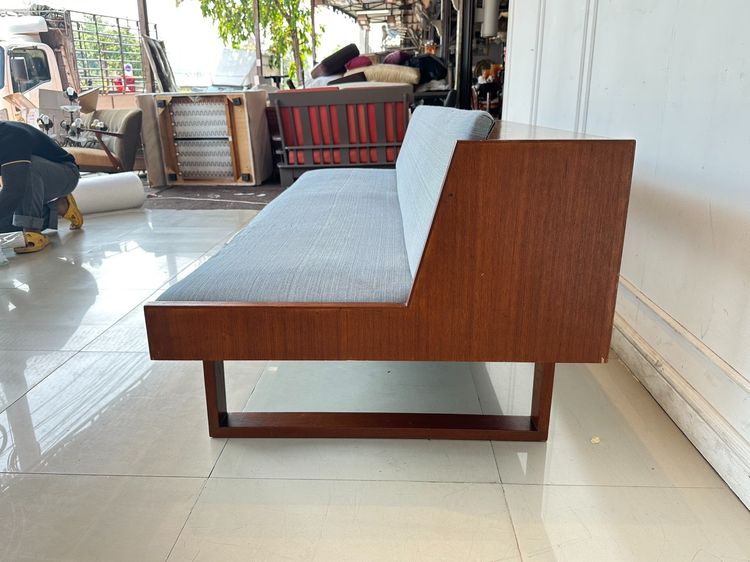 โซฟา 4 ที่นั่งสไตล์ วินเทจ เบาะผ้าสีน้ำเงิน รูปที่ 5