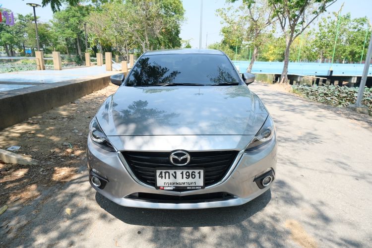Mazda Mazda3 2015 2.0 S Sedan เบนซิน ไม่ติดแก๊ส เกียร์อัตโนมัติ บรอนซ์เงิน รูปที่ 2