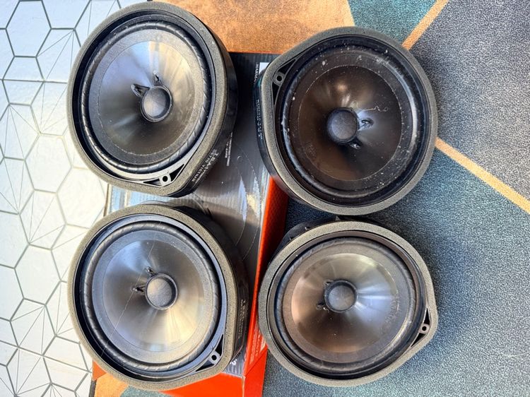 ลำโพง  รถยนต์