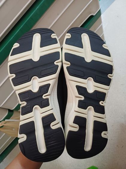 skecher รูปที่ 2