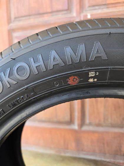 ยาง Yokohama รุ่น BluEarth E70 ขนาด 215.55R17 94V (สภาพ95เปอร์เซ็นต์) รูปที่ 4