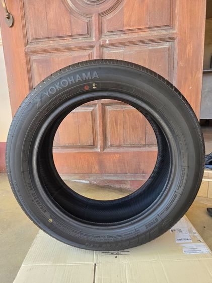 ยาง Yokohama รุ่น BluEarth E70 ขนาด 215.55R17 94V (สภาพ95เปอร์เซ็นต์) รูปที่ 8