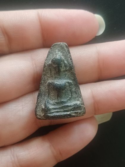 พระผงสุพรรณพิมพ์หน้ากลาง