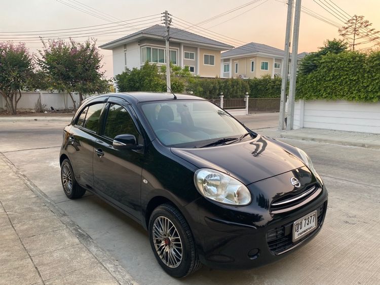 Nissan March 2011 1.2 EL Sedan เบนซิน ไม่ติดแก๊ส เกียร์อัตโนมัติ ดำ รูปที่ 4