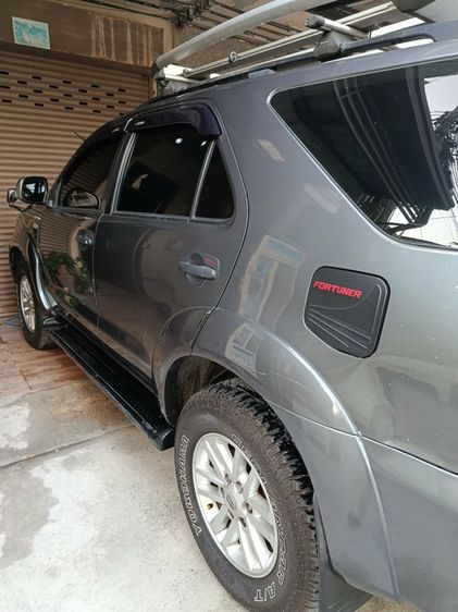 Toyota Fortuner 2006 3.0 V 4WD Sedan ดีเซล เกียร์อัตโนมัติ เทา รูปที่ 3