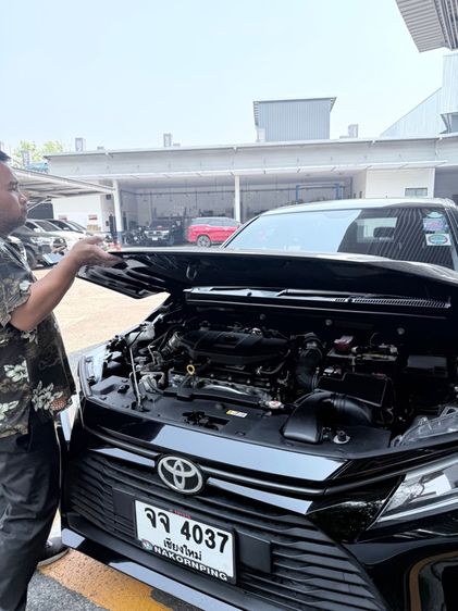 รถ Toyota Yaris ATIV 1.2 Entry สี ดำ