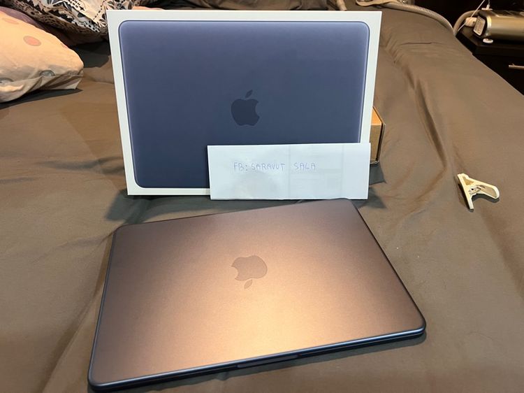 MacBook Neo สี indigo ram 8  rom256GB 