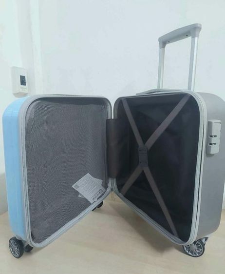 กระเป๋าเดินทาง Paul Frank 17 นิ้ว (ใหม่) ส่งฟรี EMS รูปที่ 6