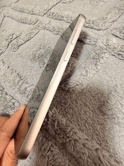 Samsung S23 FE สีม่วง รูปที่ 4