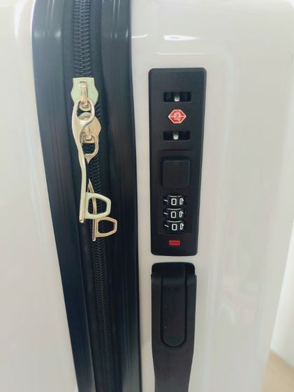 กระเป๋าเดินทาง Snoopy พรีเมี่ยม 20 นิ้ว (ใหม่) ส่งฟรี EMS รูปที่ 5