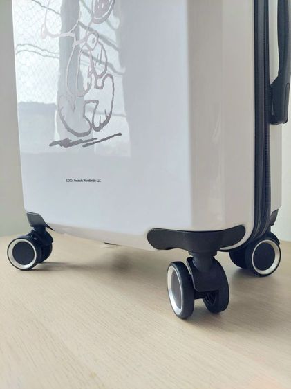 กระเป๋าเดินทาง Snoopy พรีเมี่ยม 20 นิ้ว (ใหม่) ส่งฟรี EMS รูปที่ 7