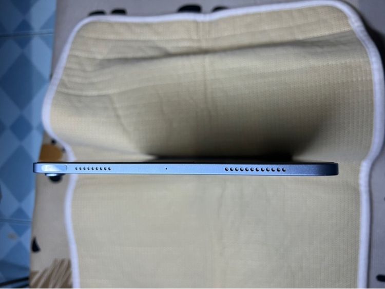 Apple ipad Air 4 64 wifi สภาพสวยมีสายชาทร์ให้ รูปที่ 3