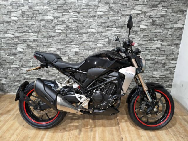 CB300R 2019 โฉมโช๊คทอง รถมือเดียว รูปที่ 2
